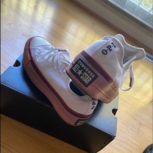 O.P.I Converse